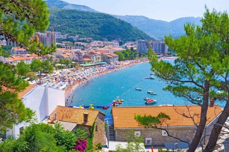 المدن السياحية في الجبل الأسود