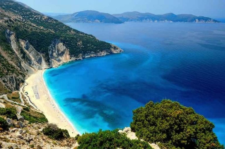 أفضل 10 مناطق سياحية في اليونان