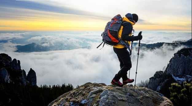 التنزه في الجبال Mountain Adventure