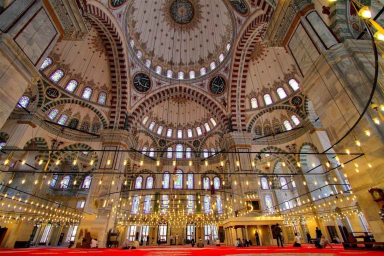 مسجد الفاتح في اسطنبول - Fatih Mosque 