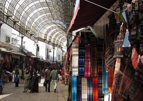 سوق شارع القناصل
