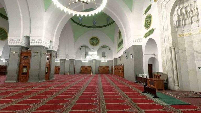 مسجد الجمعة Masjid Al Jummah