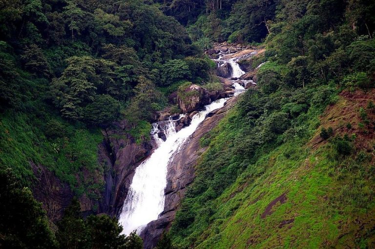 شلالات أتوكال Attukal Waterfalls