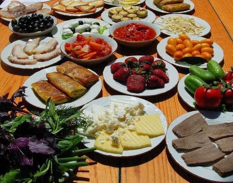 المطاعم في أذربيجان - نصائح السفر إلى أذربيجان 