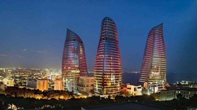 التنقل في أذربيجان - نصائح السفر إلى أذربيجان 