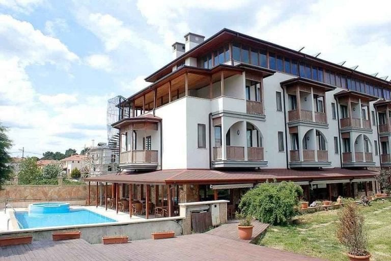 أفضل وأرخص الفنادق في قرية اغفا اسطنبول ٣ أو ٤ نجوم ... 