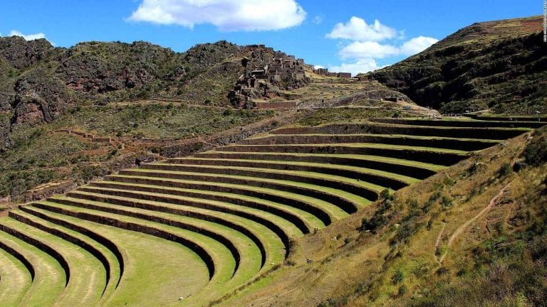 " الوادى المقدس Sacred Valley In Peru " .. افضل اماكن السياحة في البيرو ..