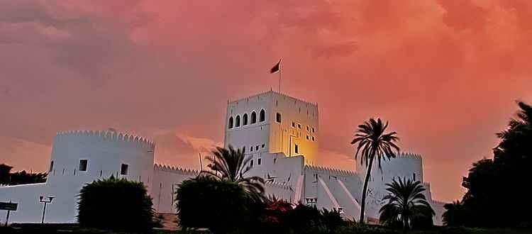 " قلعة صحار Sohar Castle " .. افضل معالم السياحة في شمال الباطنة ..