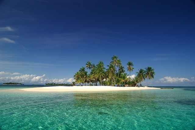 - "جزر سان بلاس San Blas Islands”"..واحدة من افضل اماكن السياحة في بنما..