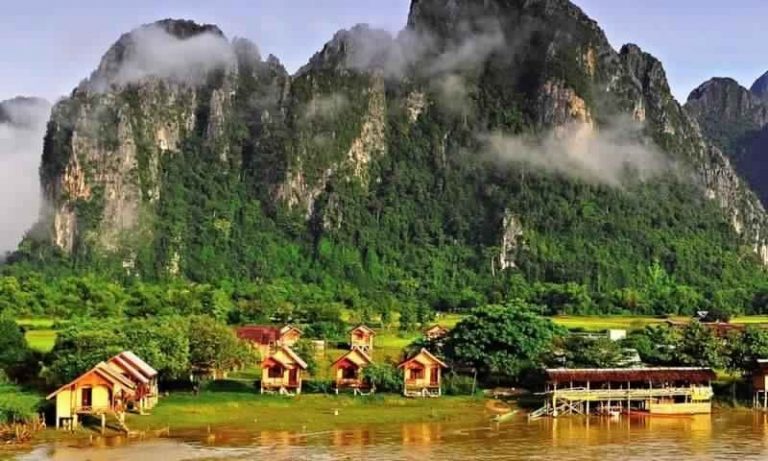 - "بوكيو"..واحدة من أبرز معالم السياحة في لاوس...