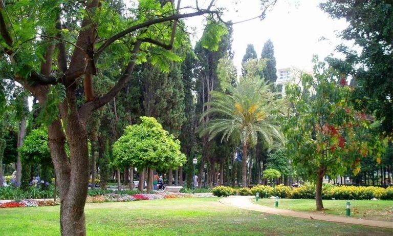 " حديقة ألاميدا ماربيا Alameda Park " .. افضل اماكن السياحة في ماربيا ..