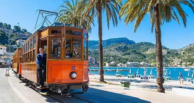 " قطار سولير Soller Train " .. افضل اماكن السياحة في مايوركا ..