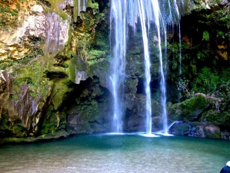 " Akchour Waterfall"شلالات أقشور"..افضل اماكن السياحة في شفشاون...