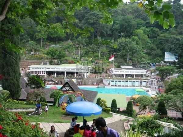 "جبل بانيك Mount Banyak" ..واحدا من أبرز معالم السياحة في باتو..