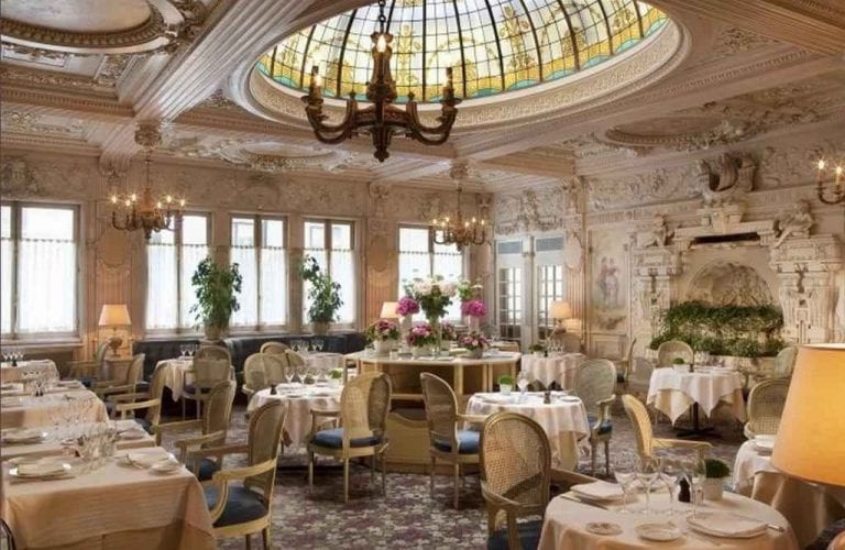 فنادق باريس القريبه من الشانزليزيه