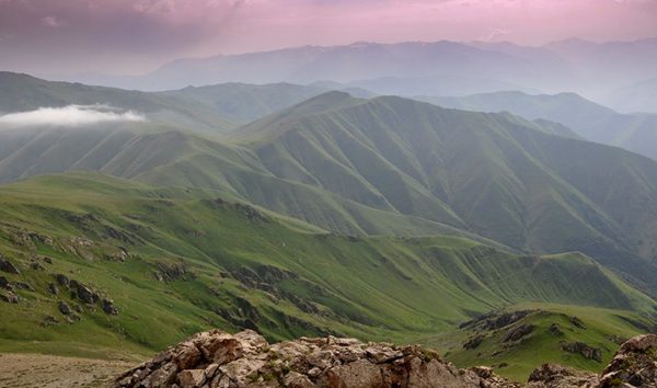 جبال خوستوب Khustup Mountains