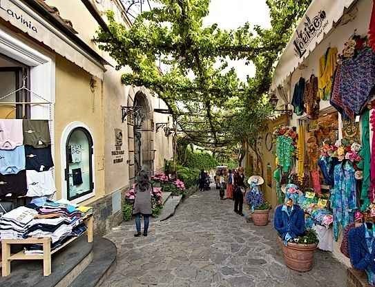  أسواق بوسيتانو  Positano Markets