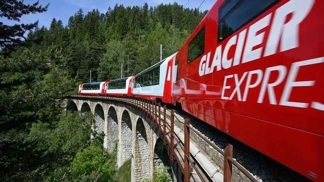  سكة حديد  Corviglia Funicular