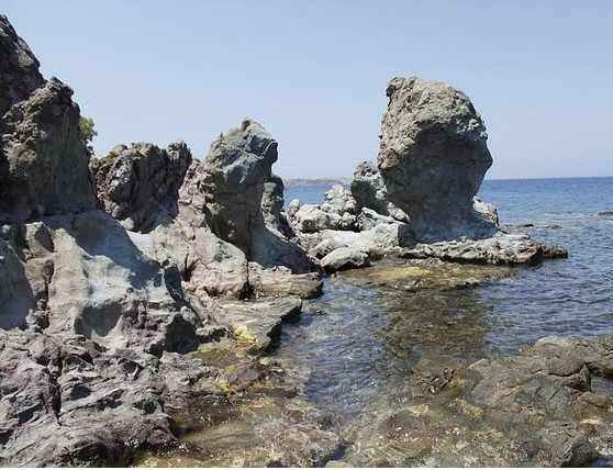 إليك... افضل اماكن السياحة في جزيرة ليسبوس اليونانية...
