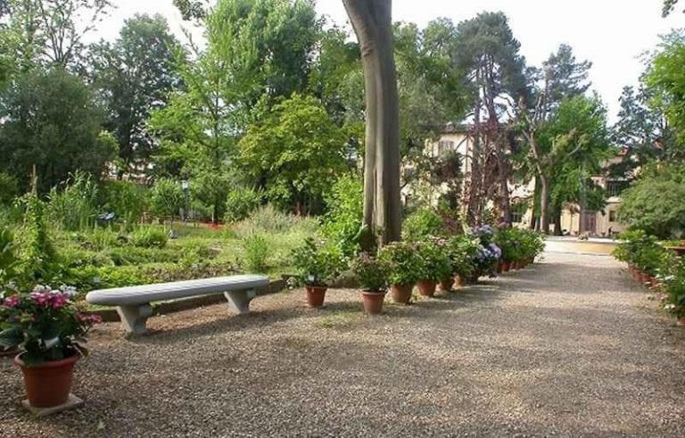 حديقة "مادونى"..أحد أجمل الاماكن السياحية في تشفالو ..