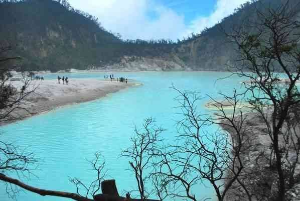  بحيرة كاواه بوتيه البركانية - الأنشطة السياحية في باندونق Bandung