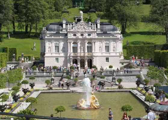  قصر ليندرهوف - المناطق السياحية القريبة من ميونخ MUNICH 
