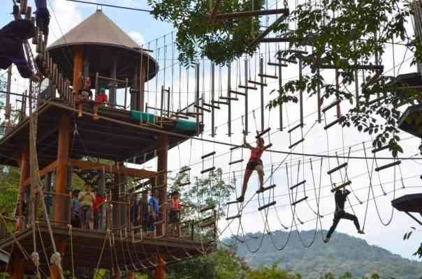 Penang zipline in escape theme park - الأنشطة السياحية في بينانج PENANG
