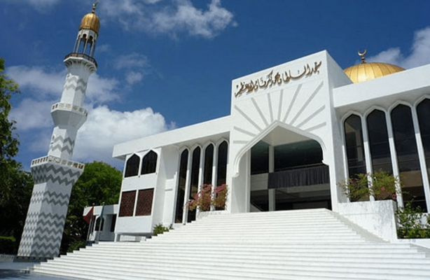  زيارة لمسجد الجمعة الكبير