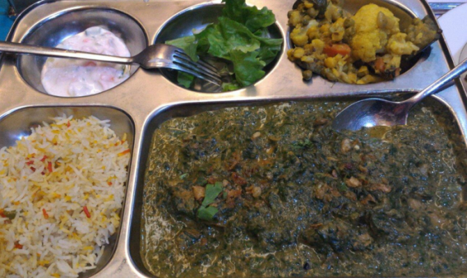 مطعم Le New Delhi Rahman للأكل الهندي ..