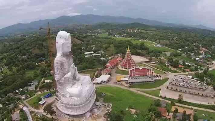 Chiang Rai - المناطق السياحية القريبة من شنغماي chang mai