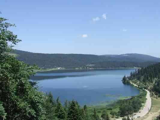 Lake Abant Nature Park - المناطق السياحية القريبة من سكاريا sakarya