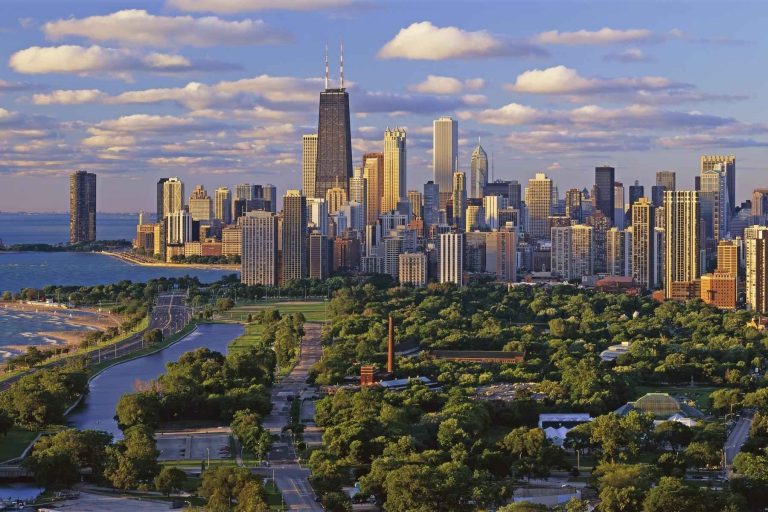 المناطق السياحية القريبة من شيكاغو CHICAGO