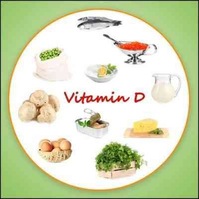 تناول الأطعمة والمكملات الغذائية التي تحتوي على فيتامين د