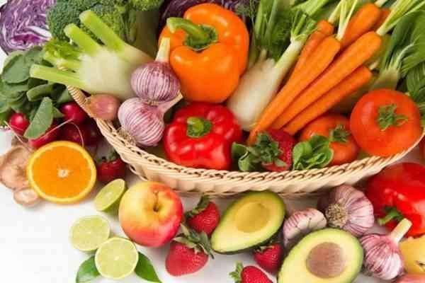 تناول الخضروات والفواكه - كيف أنزل وزني ؟