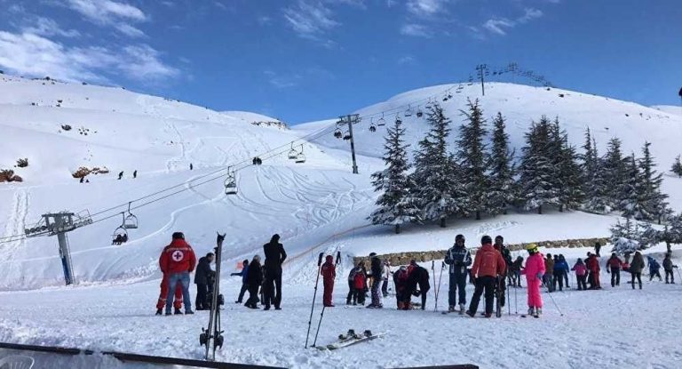 جبال التزلج في لبنان