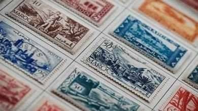 من اخترع الطوابع البريدية