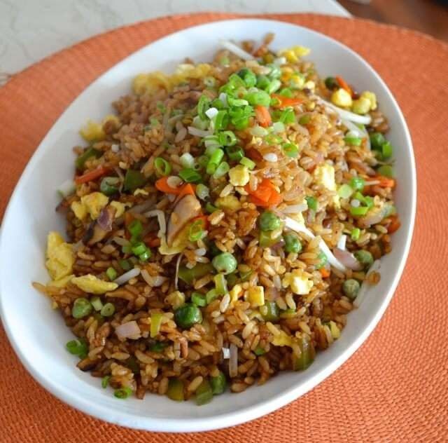 وصفة أرز مقلي بالخضار