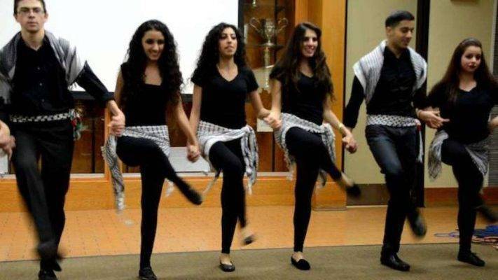 الدبكة - أنواع الرقص الفلسطيني