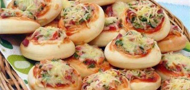 طرق اخري لفطيرة البيتزا - طريقة عمل فطيرة البيتزا الشرقي