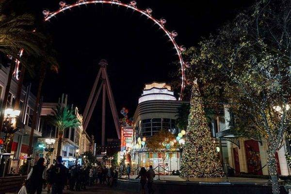 Holiday Magic at the LINQ Promenade - لاس فيغاس في الشتاء