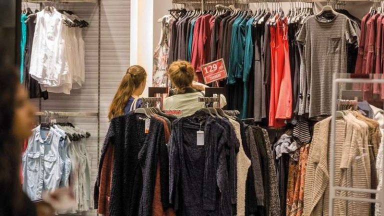 أسعار الملابس في الإمارات عام 2019