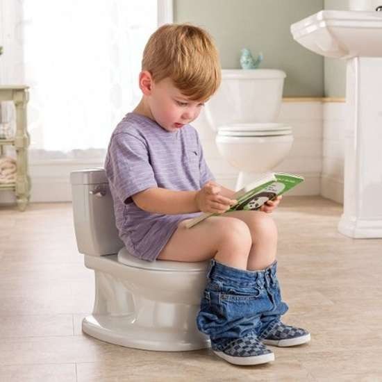 طريقة تعليم الأطفال دخول الحمام