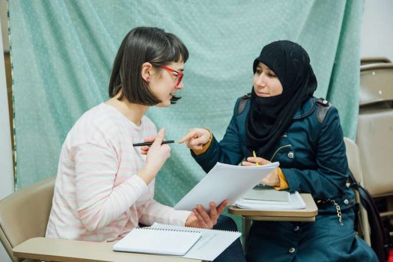 معاهد لتعليم اللغة العربية في أمريكا 