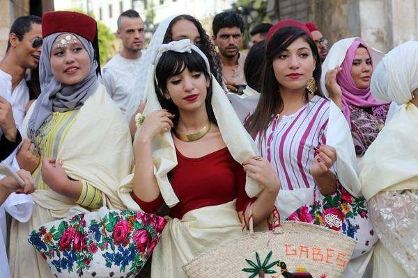 استعداد العروس .. تكاليف الزواج في تونس