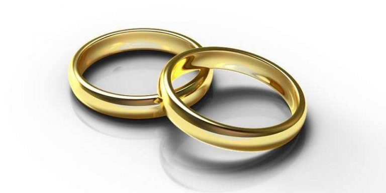 خاتم الزفاف الخاص بالعروسين