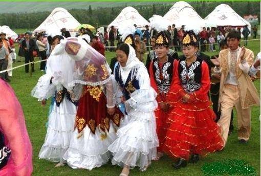 للزواج نساء كازاخستان طلبات النساء
