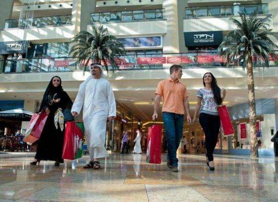 التسوق في دبي - السياحة في دبي في شهر مارس