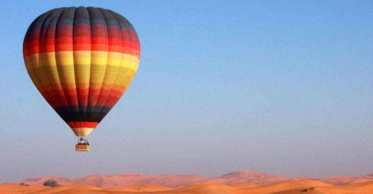 ركوب منطاد الهواء الساخن في دبي