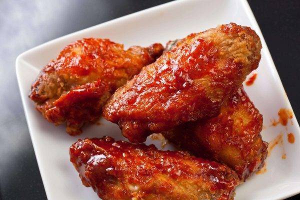 أكلات بالأجنحة 