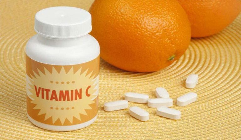 تأثيرات فيتامين سي - فوائد فيتامين سي للبشره